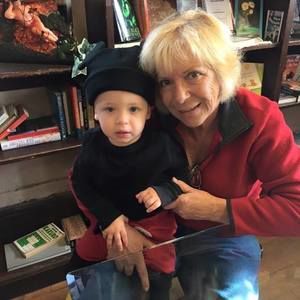 Meet your Posher, Carol